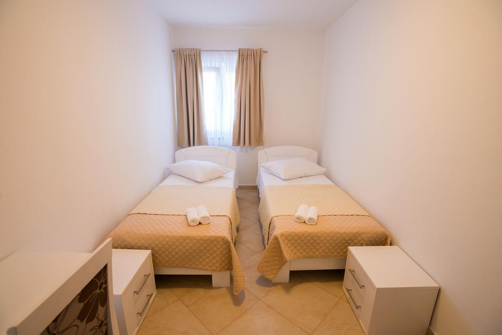 Rujno Apartments Starigrad Exterior photo